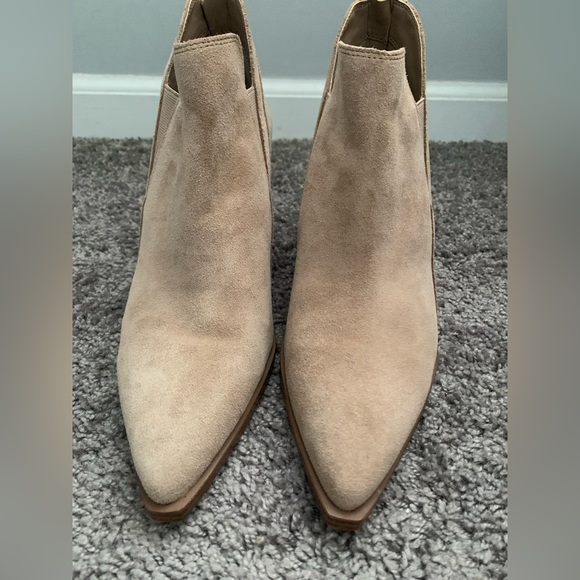 NEW Vince Camuto Suede Booties - Picture 2 of 6